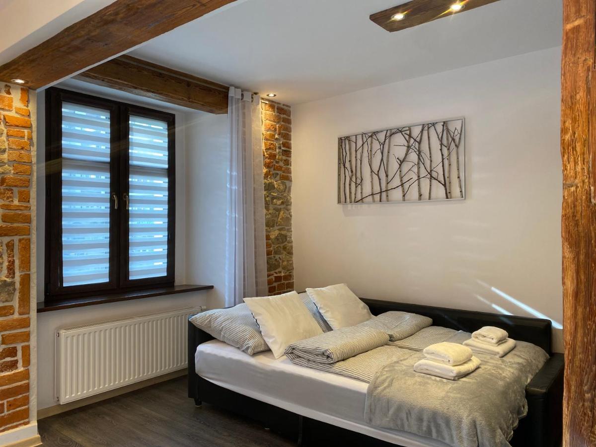 Apartament Przy Ratuszu Kłodzko Exterior foto